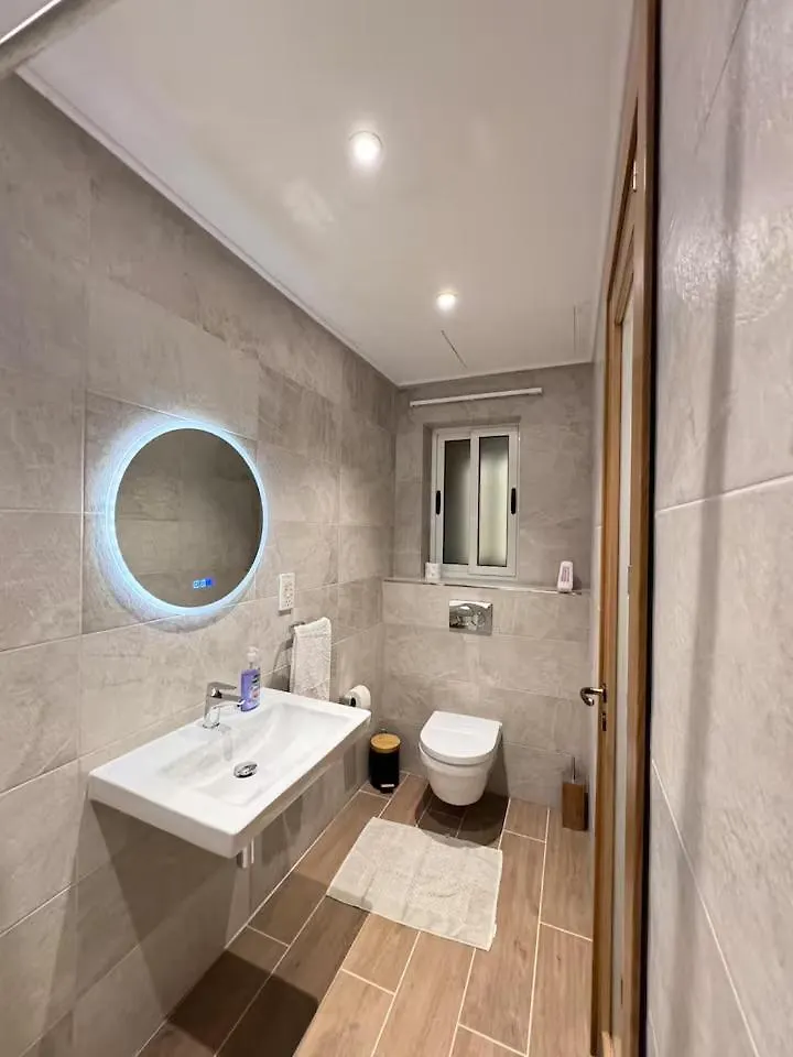 Homestay Penthouse Shared Stay Malta