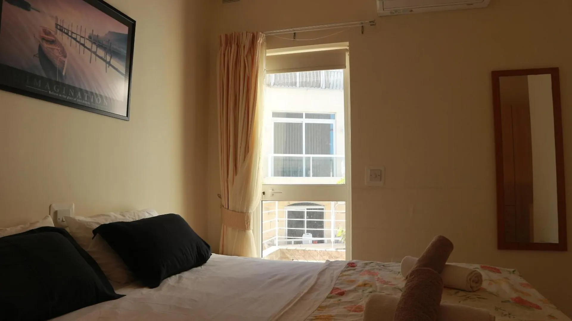 Penthouse Shared Stay Saint Julian's